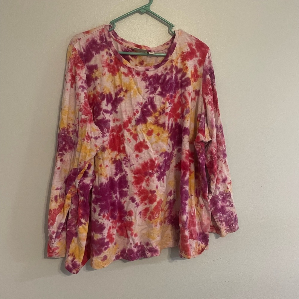 Logo by Lori Goldstein 3X Tie Dye Long Sleeve Shirt